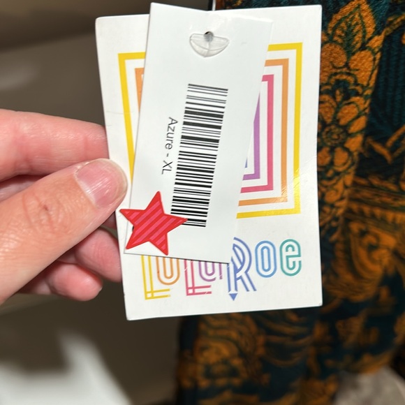 Brand new Lularoe Azure - Picture 3 of 3